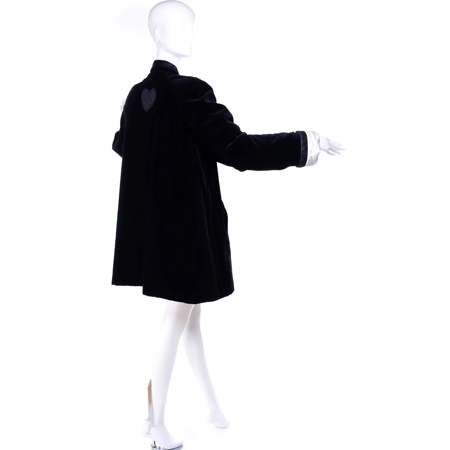 1990s Escada Couture Black Velvet Evening Coat W/ Quilted Silk Ivory Lining