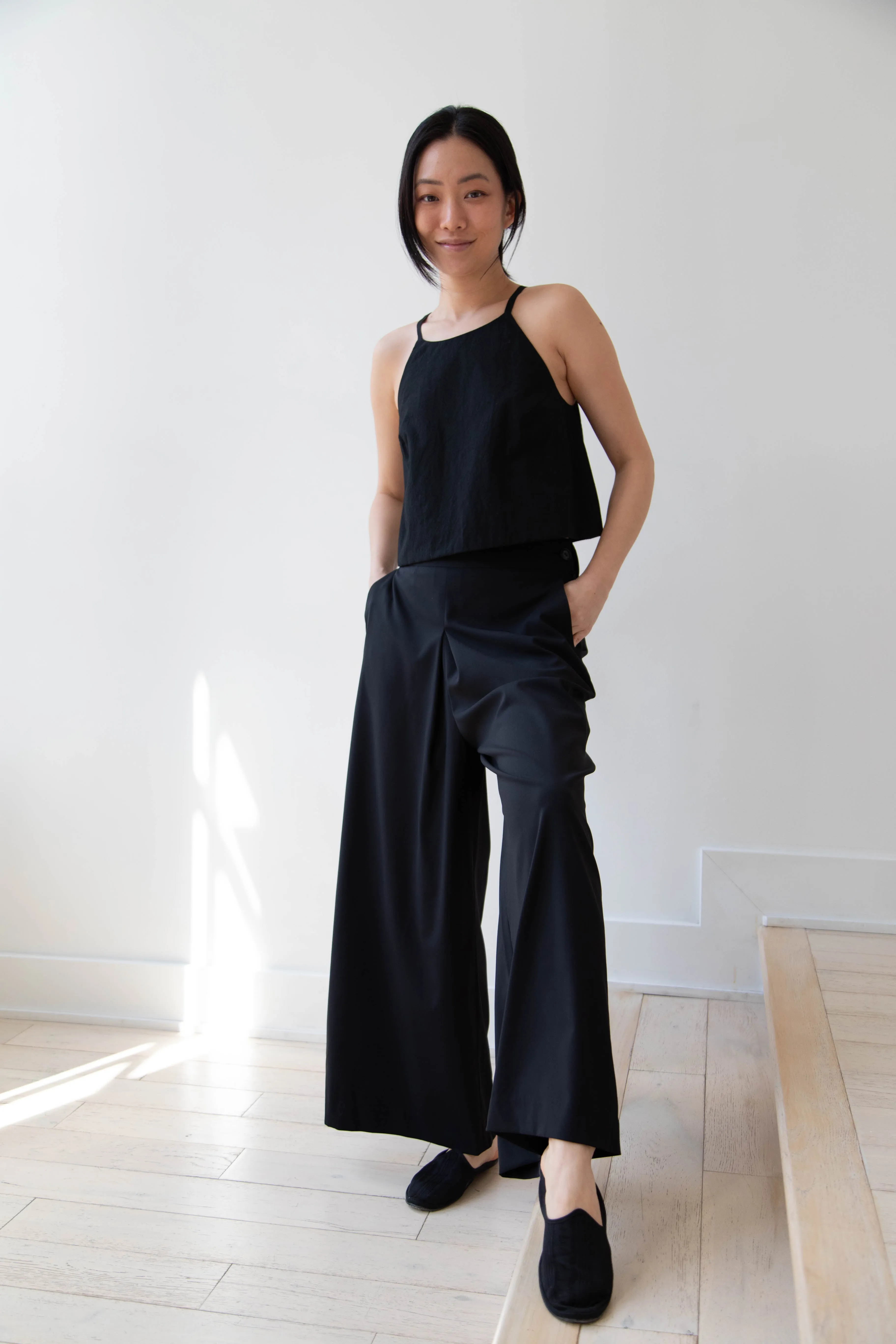 Arts & Science | Back Gum Tuck Culottes in Black