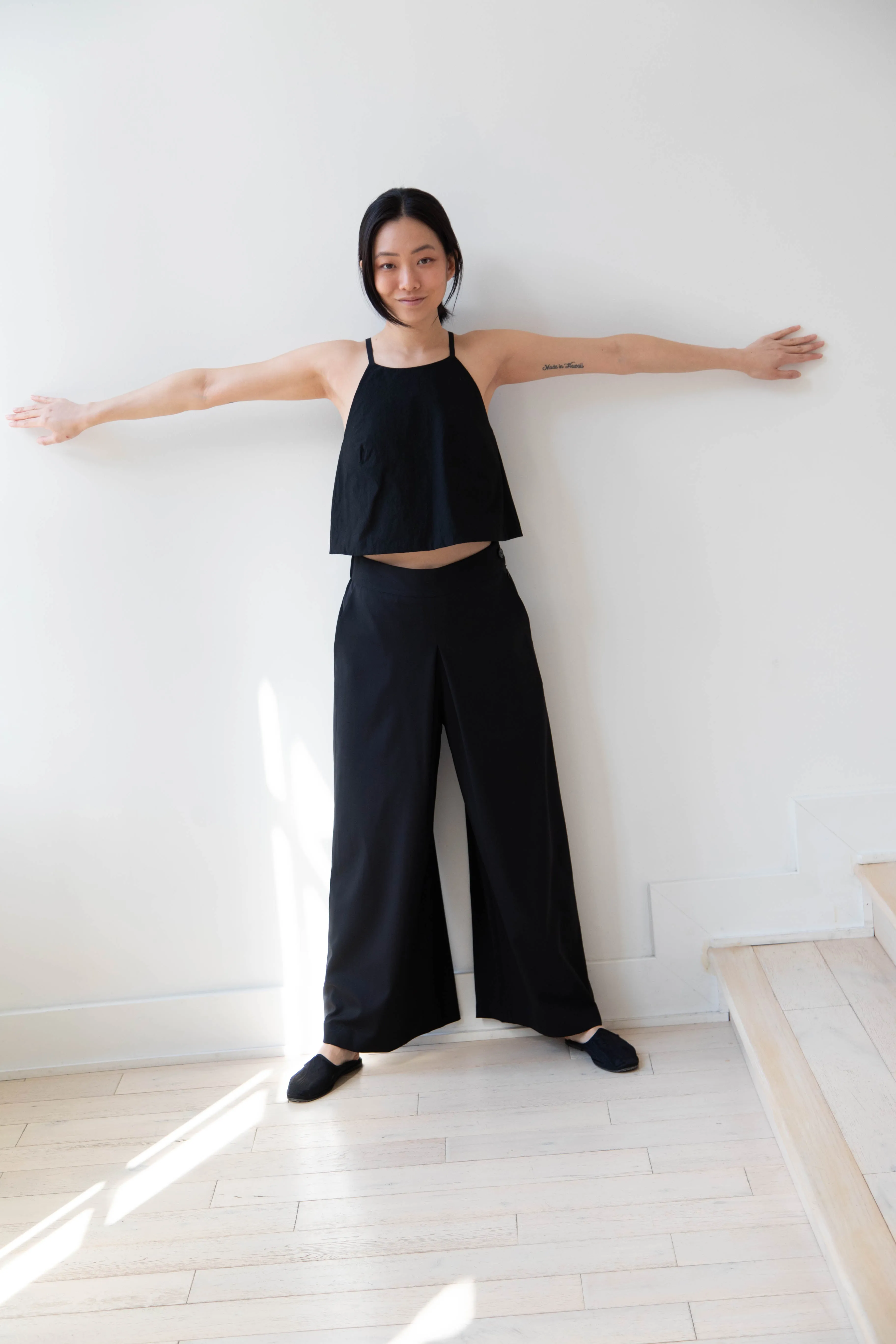 Arts & Science | Back Gum Tuck Culottes in Black