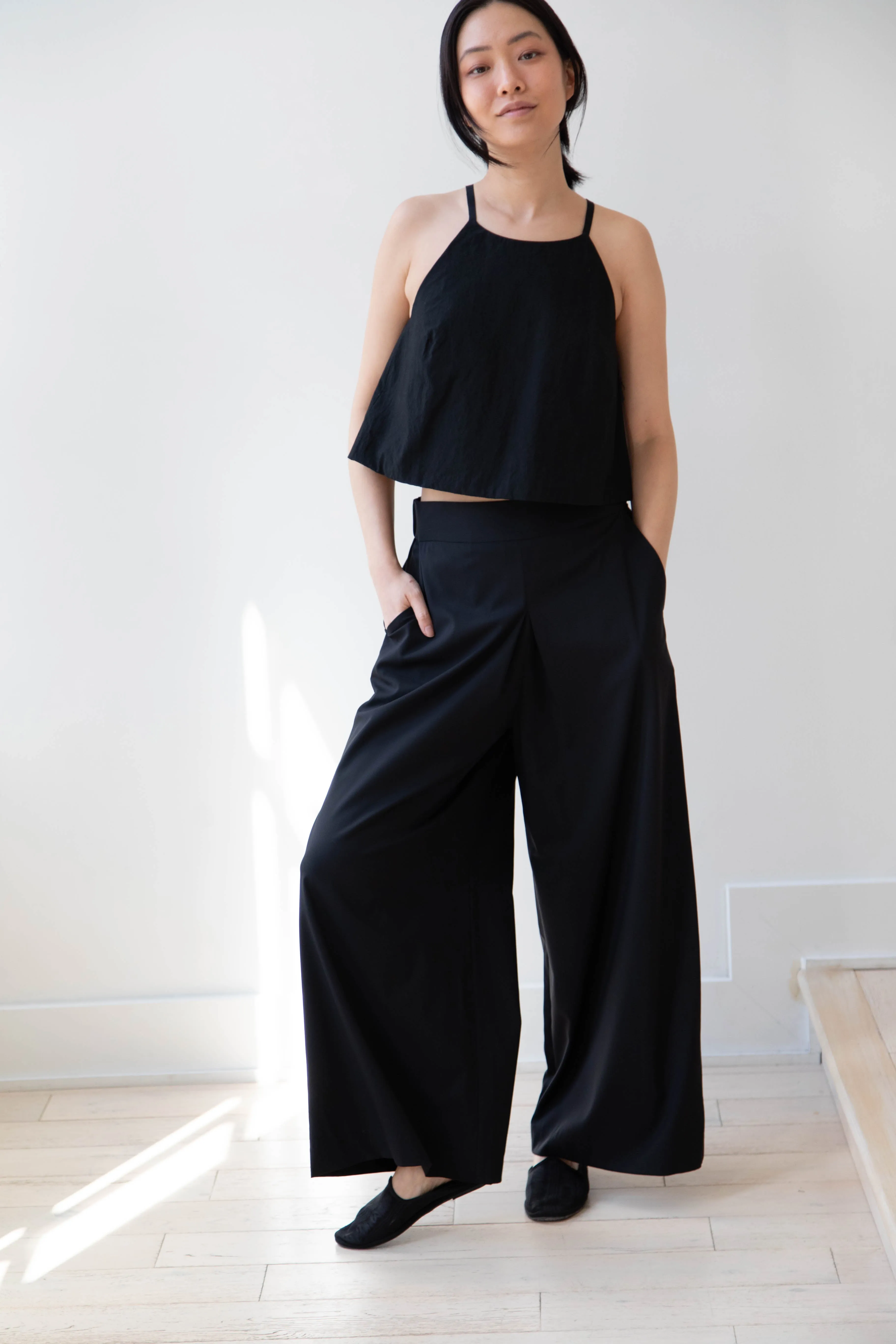 Arts & Science | Back Gum Tuck Culottes in Black