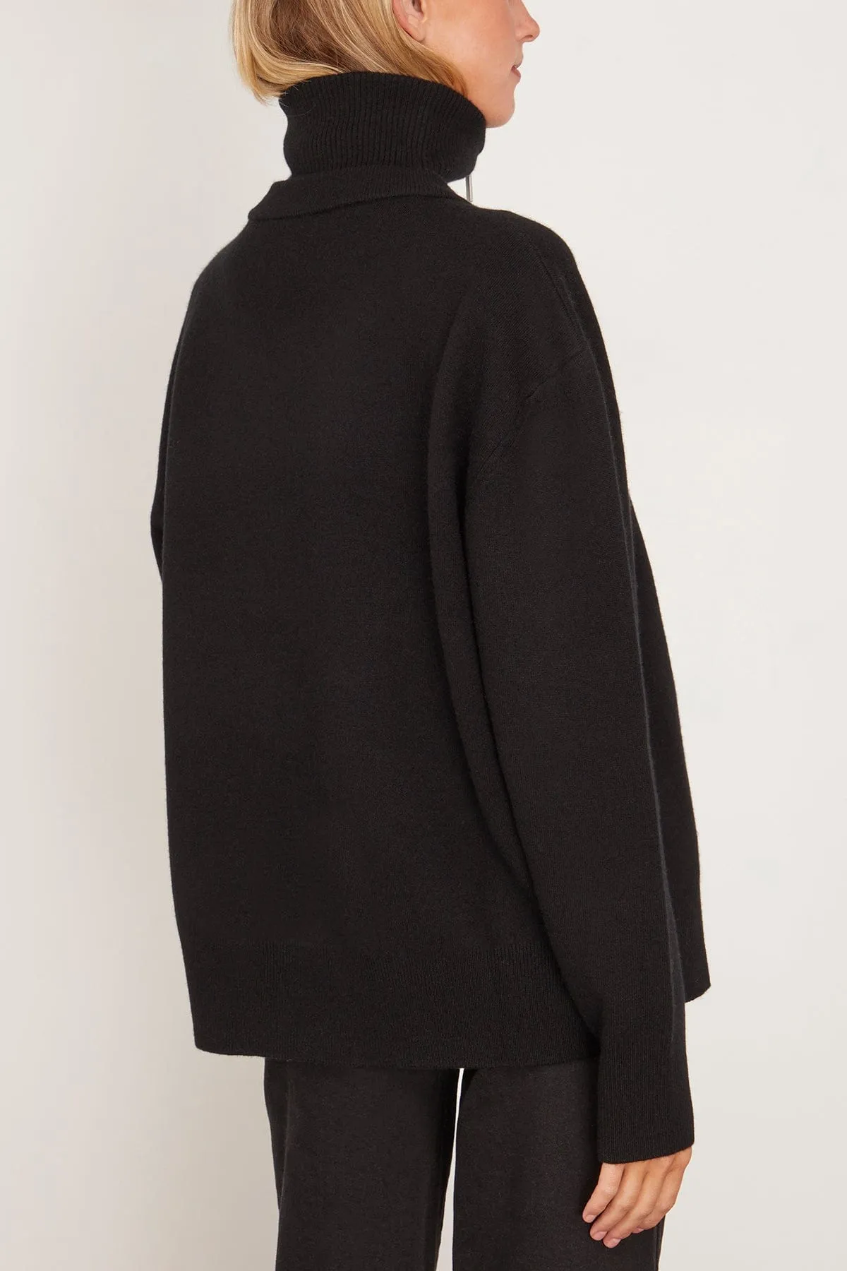 Double Layer Pullover in Black