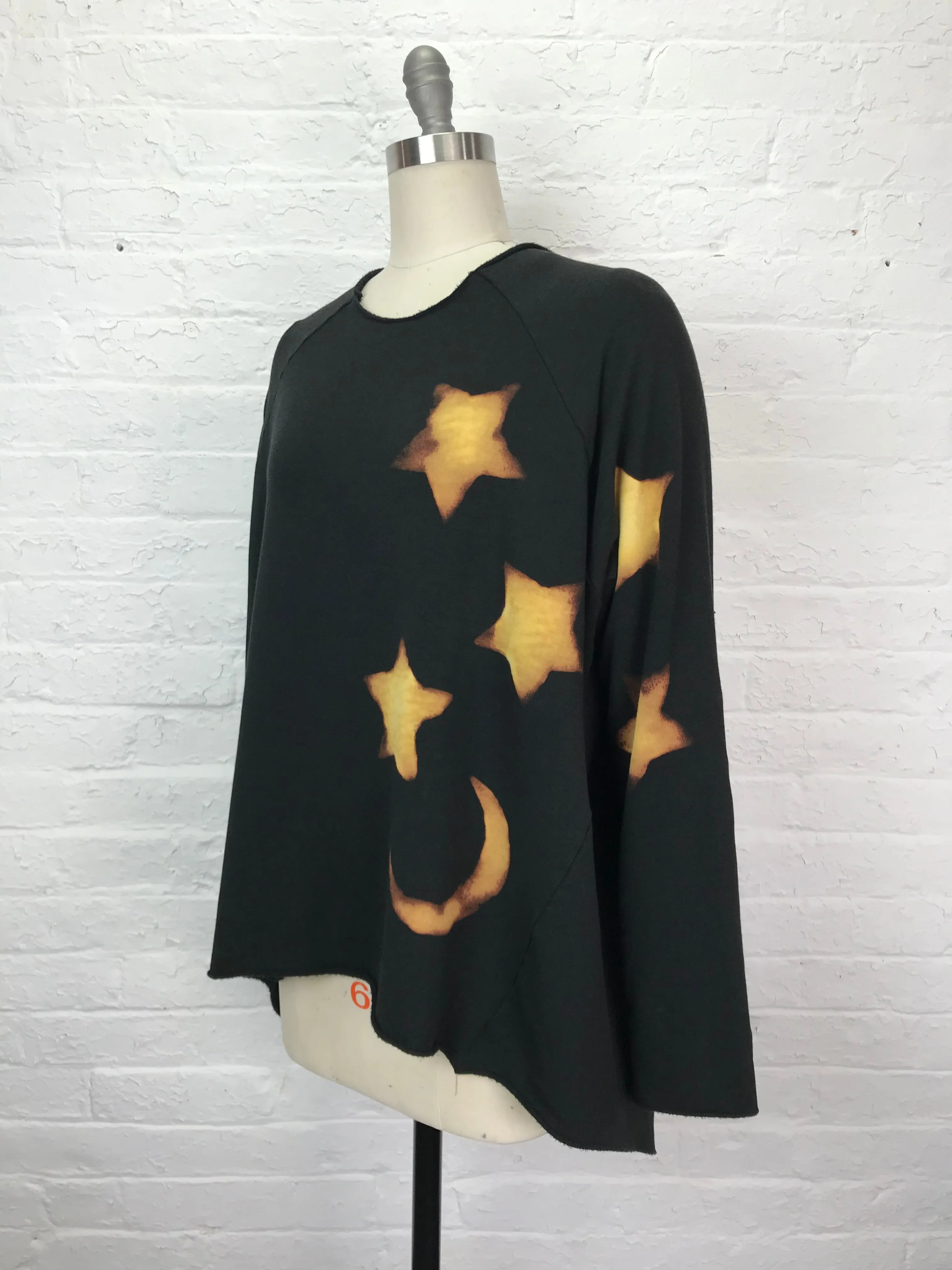 Fleece Raglan Sweatshirt in Moon and Stars - Medium