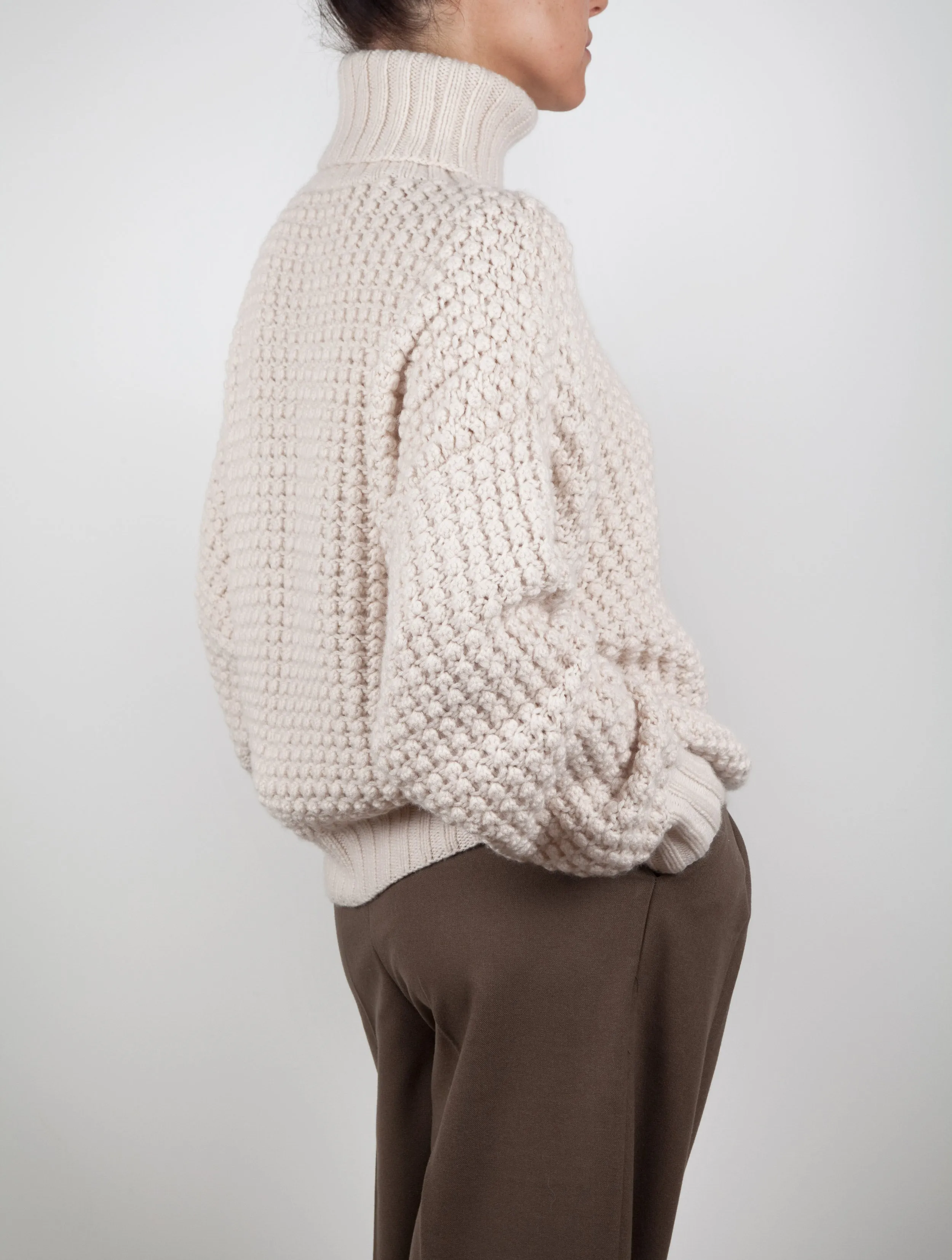 Hand knit Bobble stitch Roll Neck Cashmere Sweater