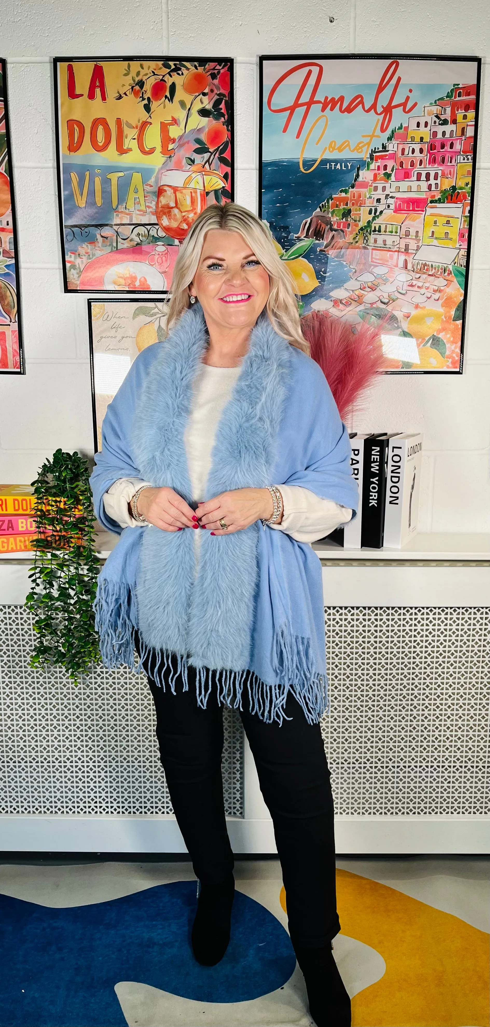 Minnie Faux Fur Shawl - Baby Blue