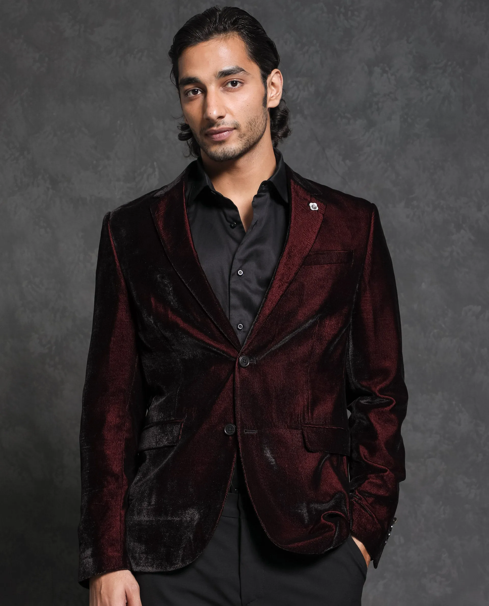 Rare Rabbit Men's Velter Dark Maroon Polyester Viscose Fabric Single Breasted Tailored Fit Two Tone Velvet Blazer