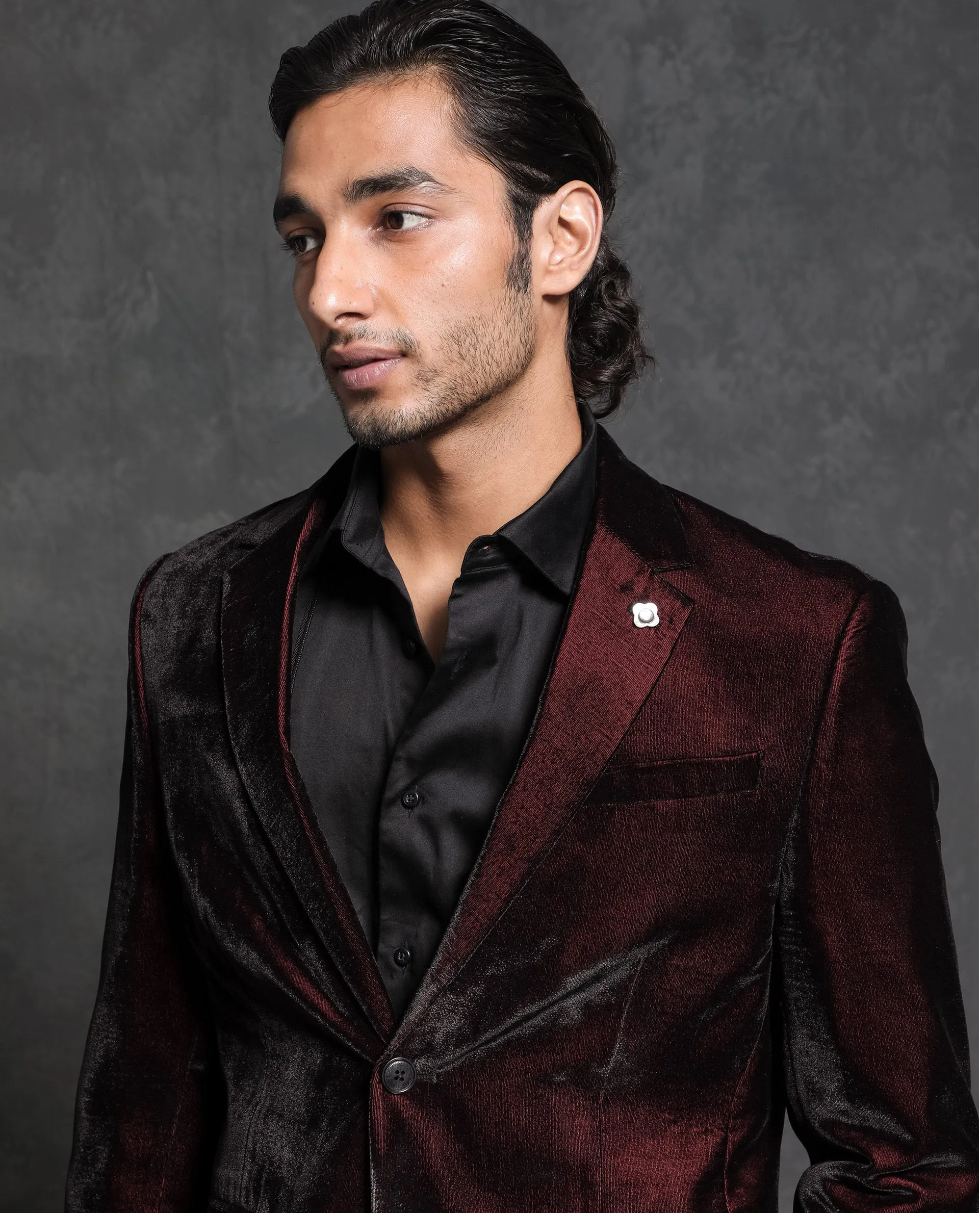 Rare Rabbit Men's Velter Dark Maroon Polyester Viscose Fabric Single Breasted Tailored Fit Two Tone Velvet Blazer