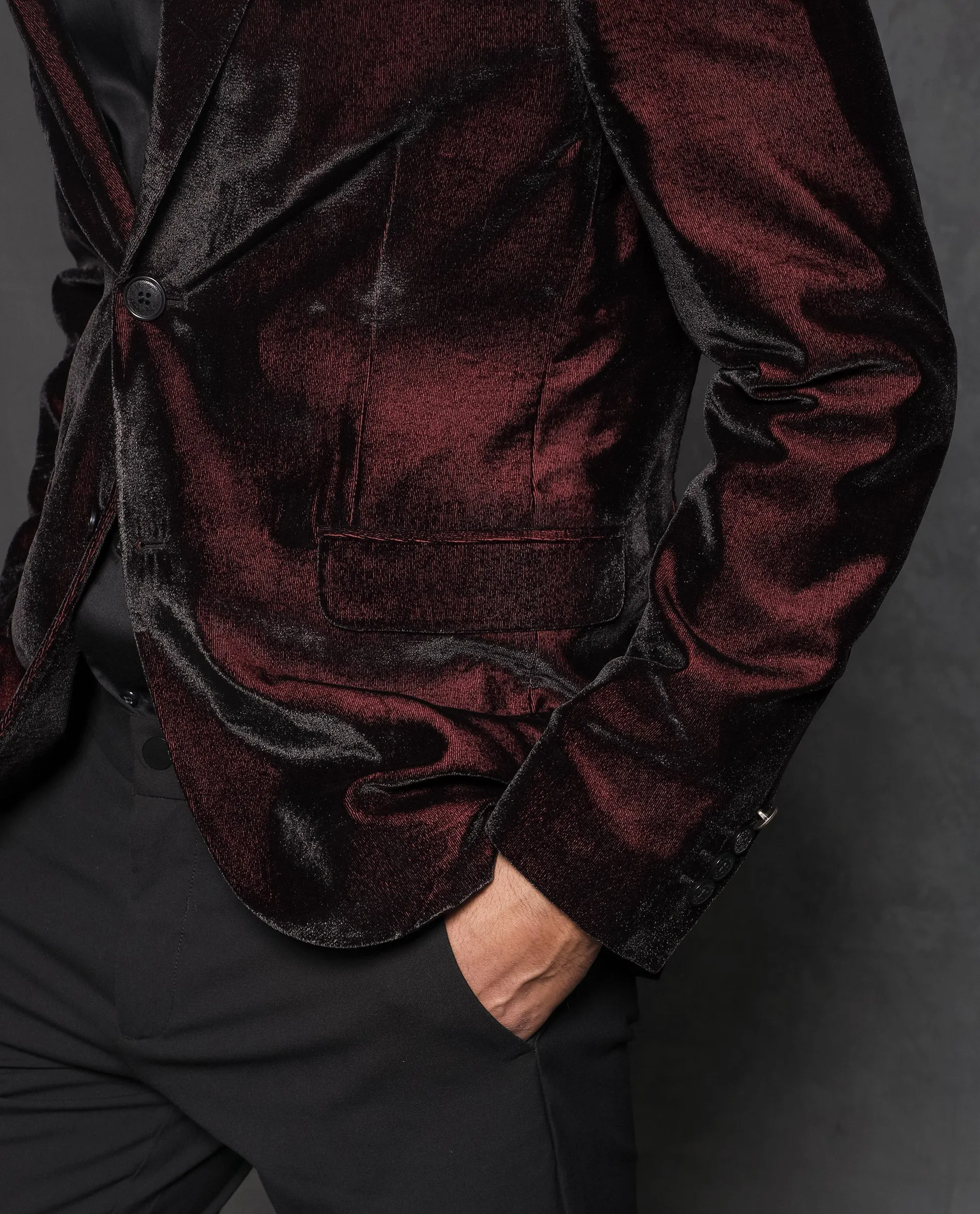 Rare Rabbit Men's Velter Dark Maroon Polyester Viscose Fabric Single Breasted Tailored Fit Two Tone Velvet Blazer