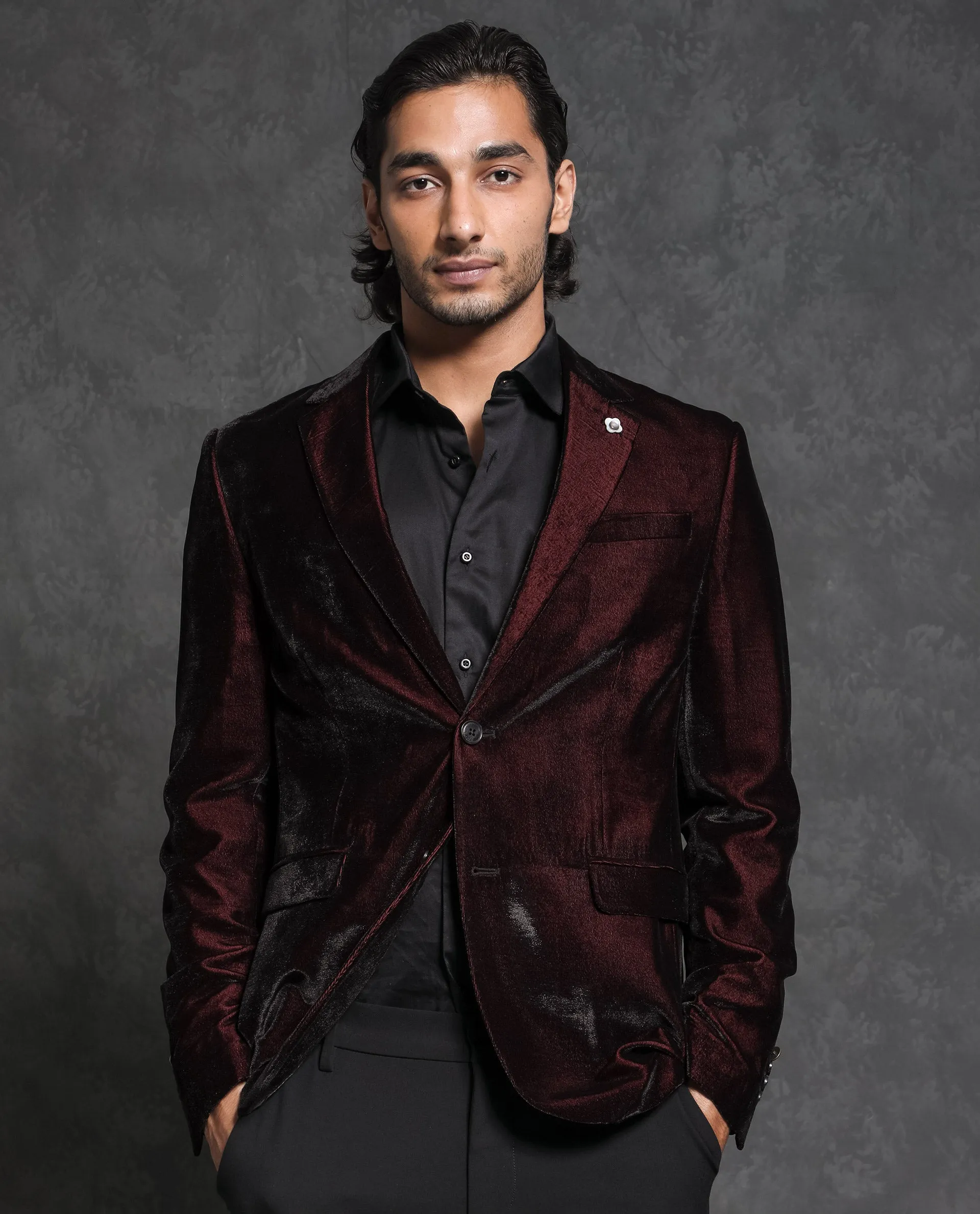 Rare Rabbit Men's Velter Dark Maroon Polyester Viscose Fabric Single Breasted Tailored Fit Two Tone Velvet Blazer