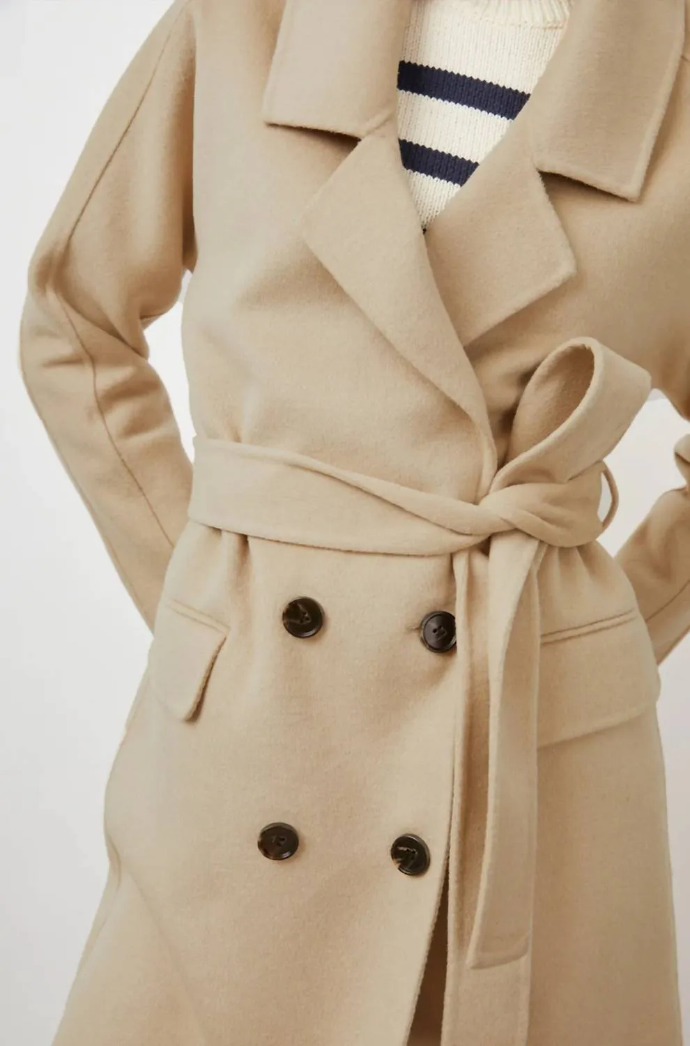 Sloan Coat In Sand