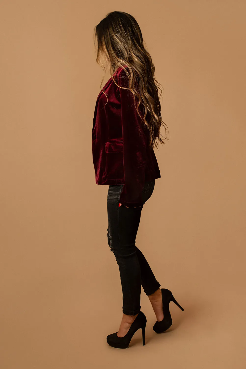 Take Me Back Velvet Blazer (Burgundy)